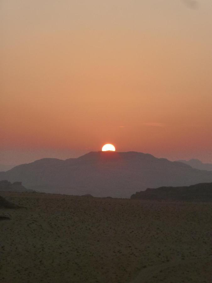 Sunrise Camp Ξενοδοχείο Ουάντι Ραμ Εξωτερικό φωτογραφία